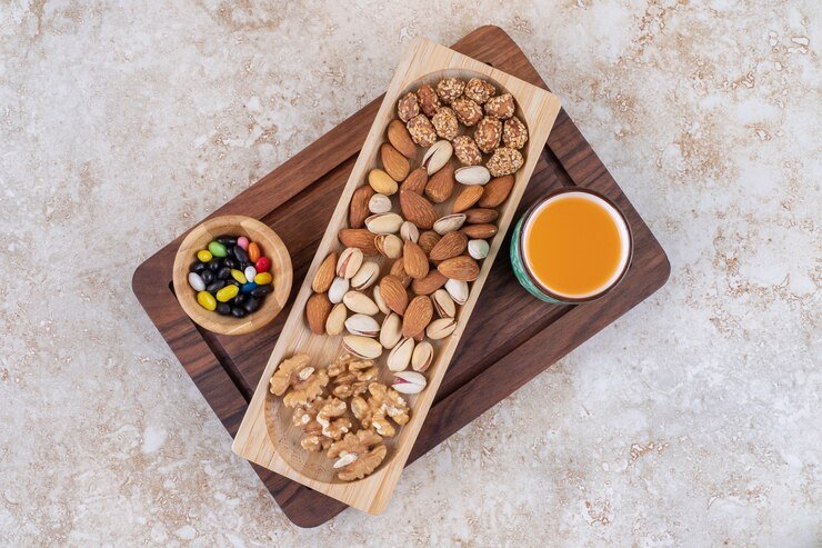 Nuts and Seeds: Rich in Healthy Fats and Antioxidants